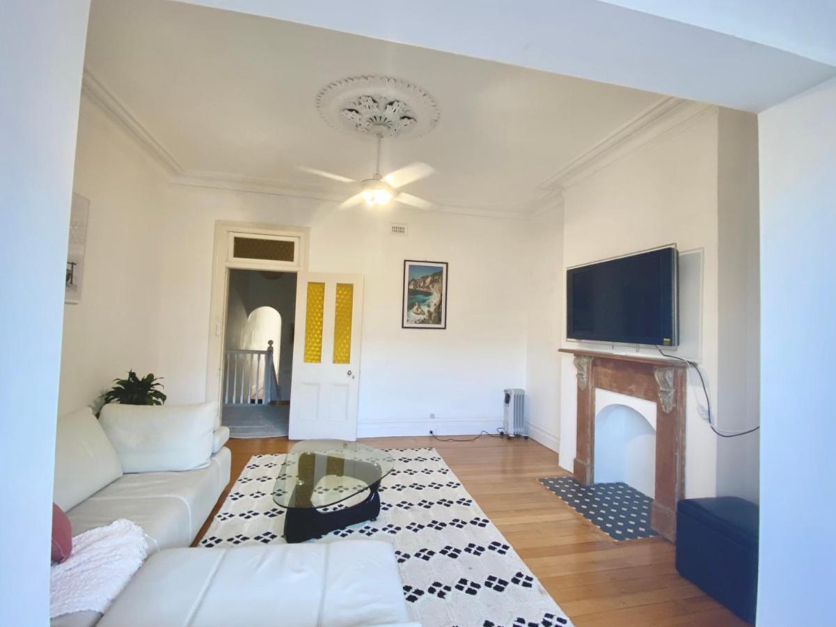 סידני Sunny Apartment In Surry Hills מראה חיצוני תמונה